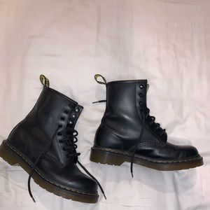 Dr Martens 1460 Combat Boots